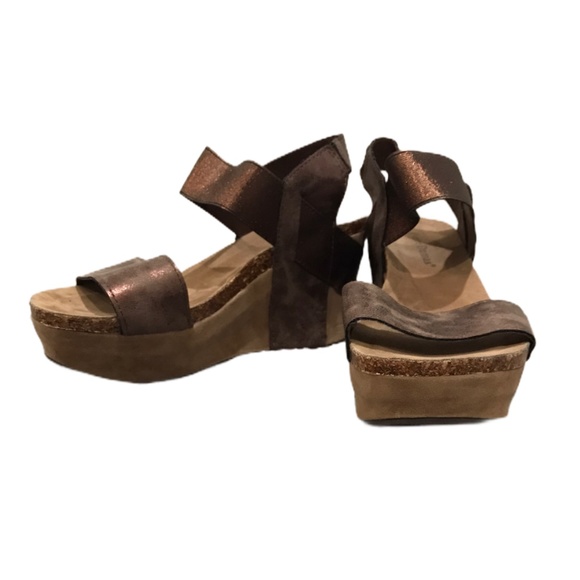 Pierre Dumas Hester Platform Wedge Sandals  8.5 - Picture 1 of 10